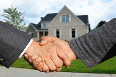 Maximizing Efficiency in Real Estate with GPT Chatbots