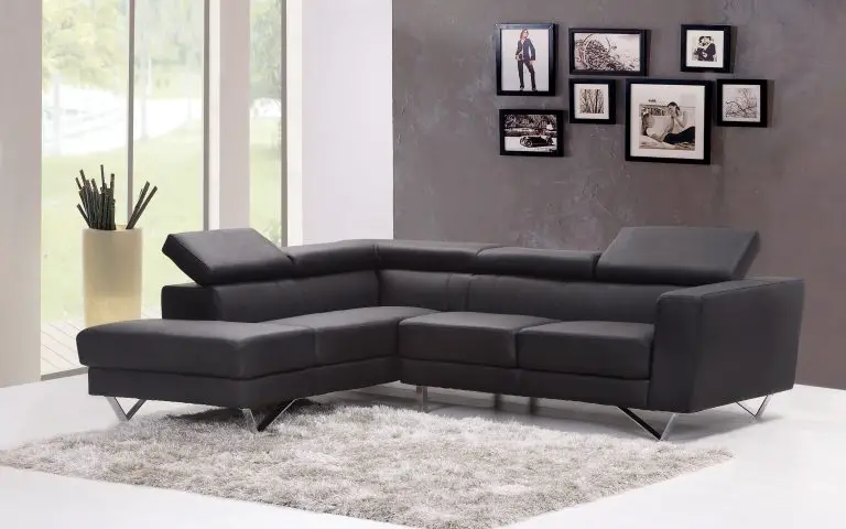Using ChatGPT for Room Layout Planning and Design